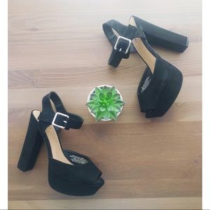 NWOT Suede platform heels